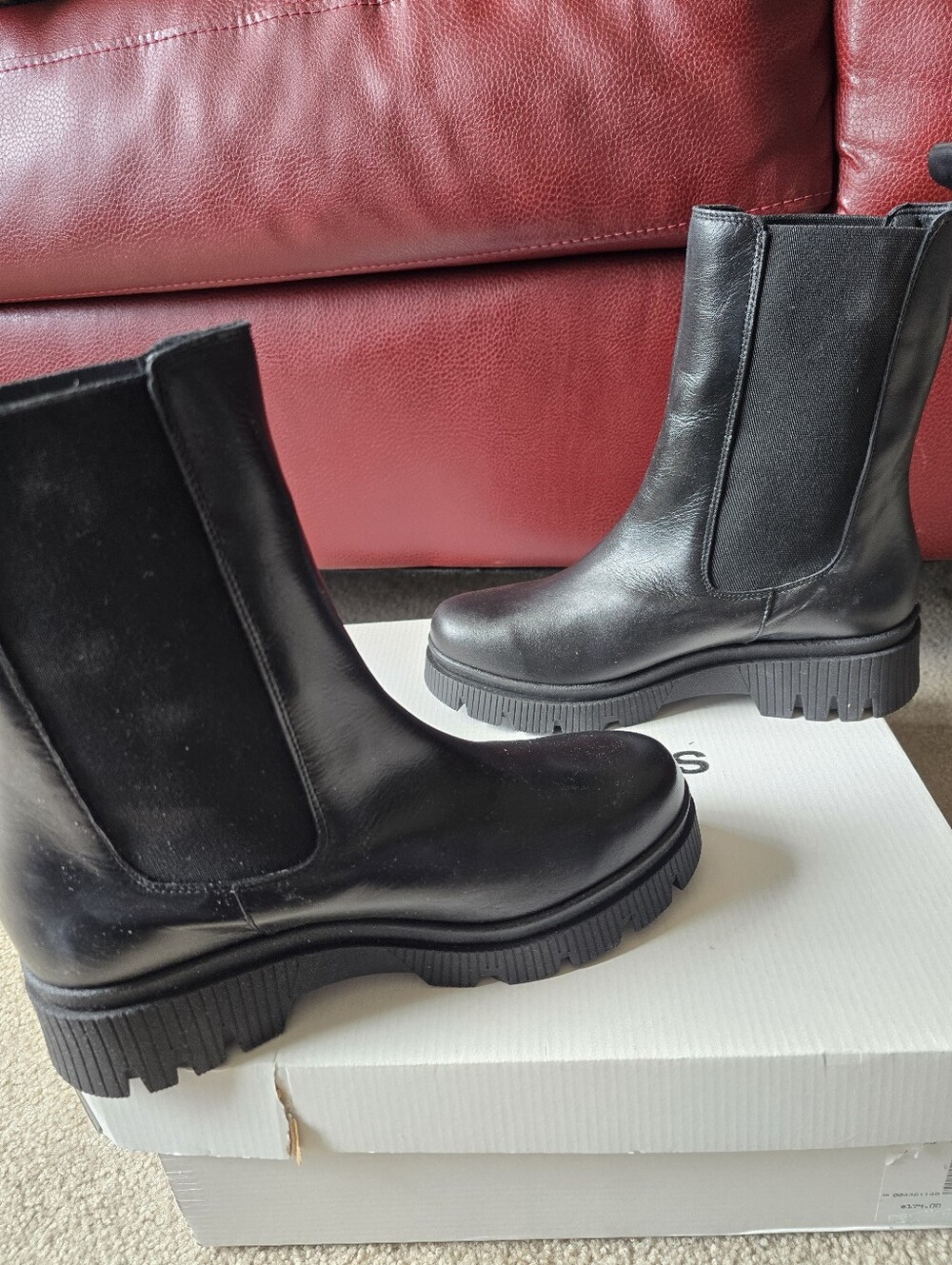 NIB Simons Notched mid-calf leather Chelsea boots Womens Size EU 37 US 6.5 7